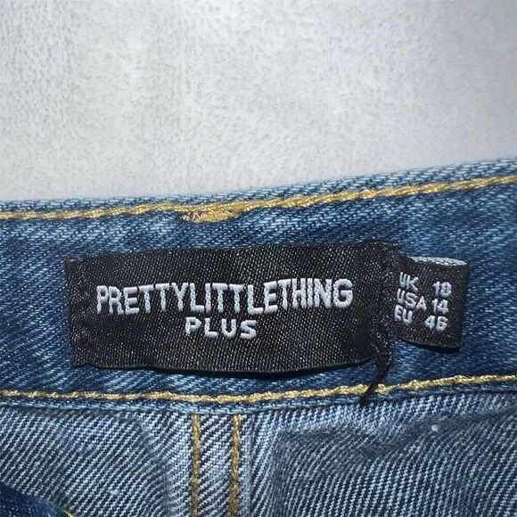 Pretty Little Thing Women's Size 14 Blue Straight Jeans Medium Wash - Picture 8 of 9